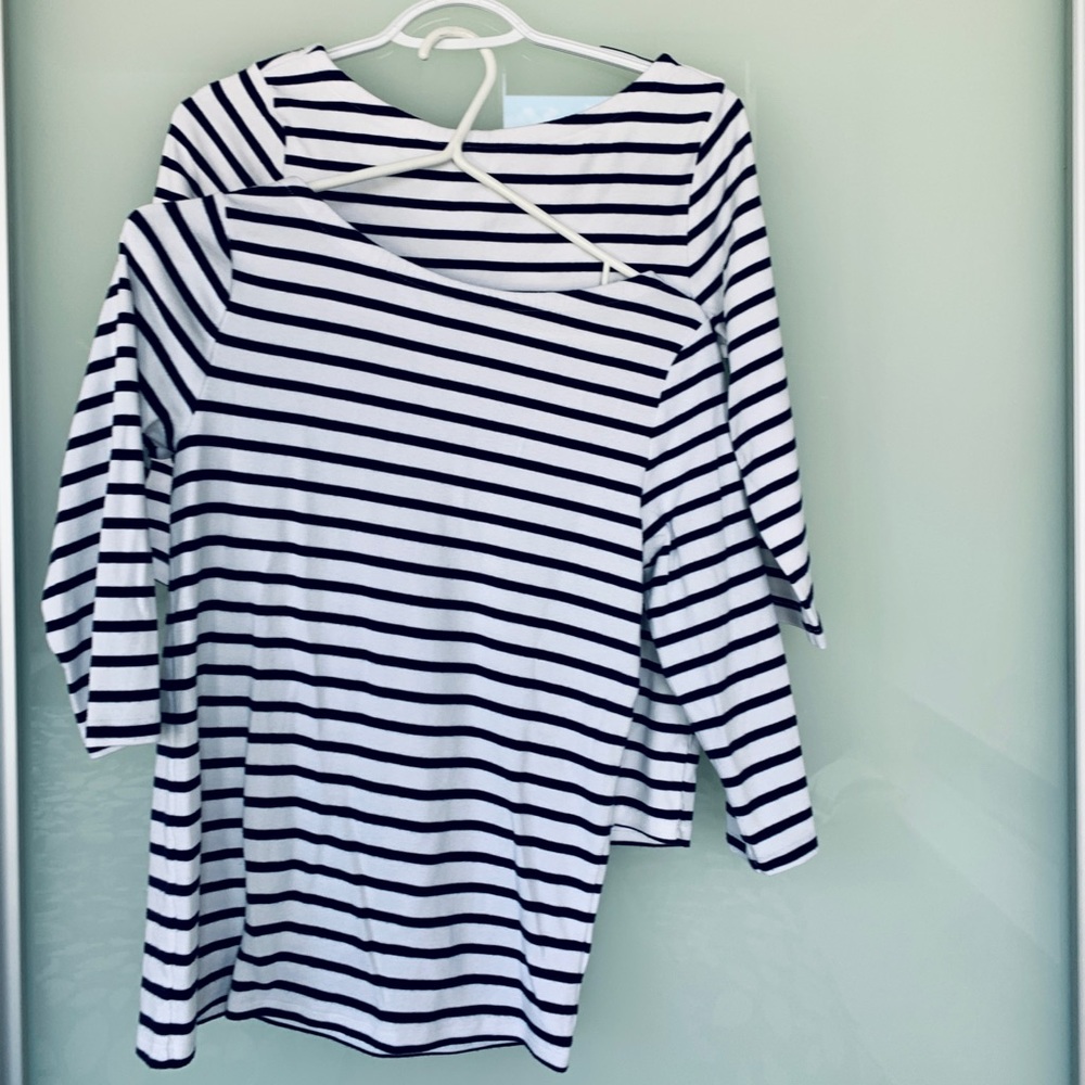 Two Identical Ballet Neck Striped Modern Tees